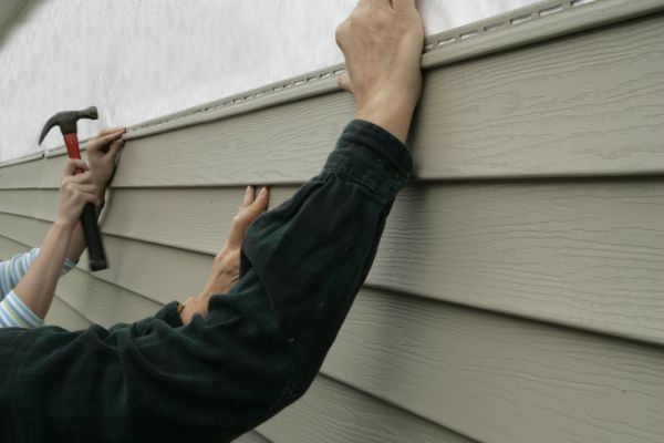 Cost of Insulated Siding Installation in Vallejo