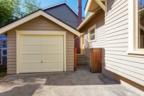 Cost of Garage Siding Replacement in Vallejo