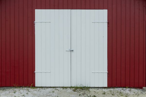 Cost of Pole Barn Siding Installation in Vallejo