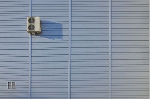 Cost of Flat Metal Siding Installation in Vallejo